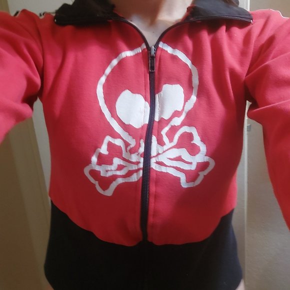 Red black & checkered skull & crossbones cropped moto sweatshirt - Picture 9 of 10